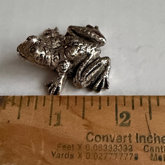 Sterling Silver Miniature Frog - Picture 1 of 6